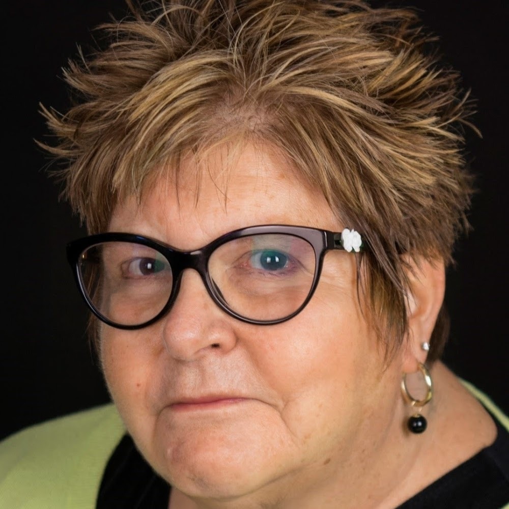 Meet your Posher, Donna